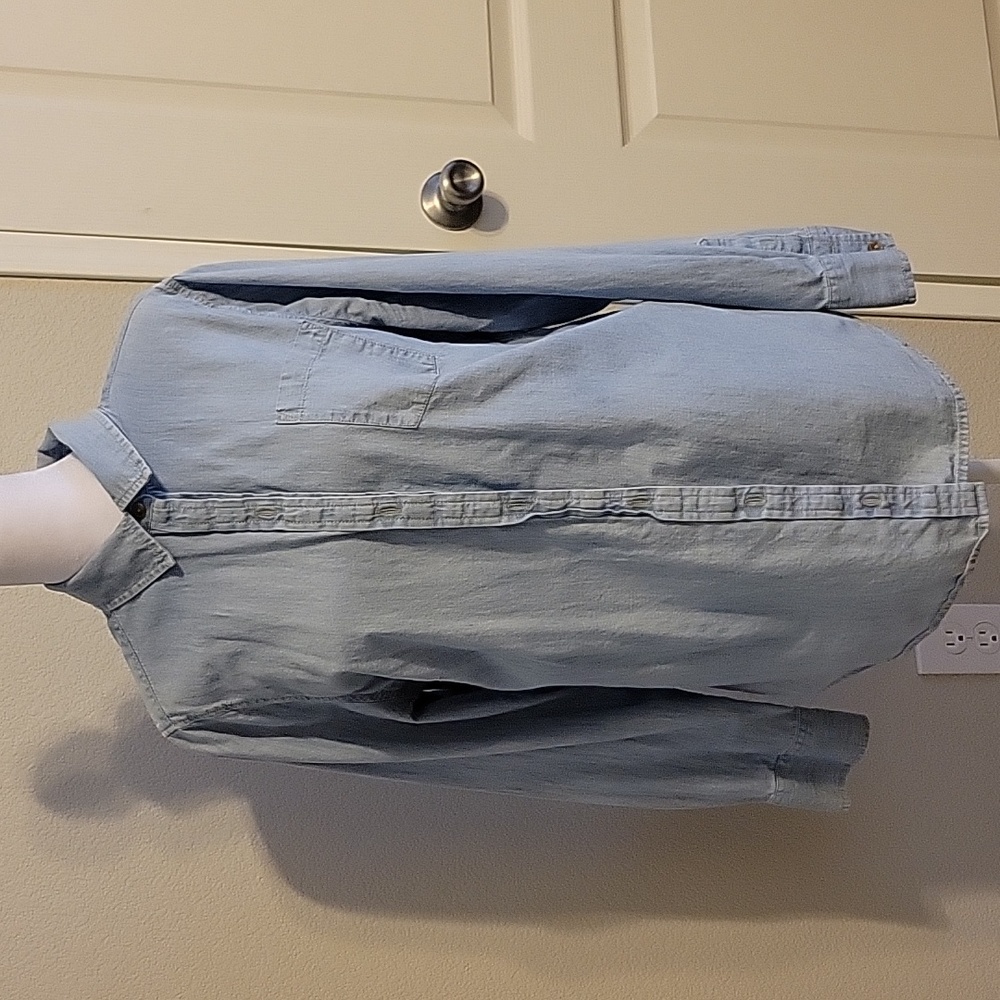 Liz Claiborne Shirt